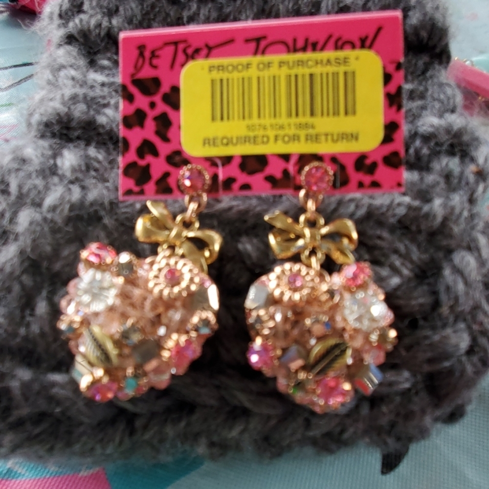 Heart earrings